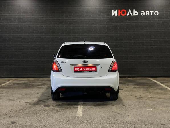 Kia Rio II Рестайлинг с пробегом 2011 года, цена 779 000 рублей, 139088 км, хэтчбек, Автокод Объявления