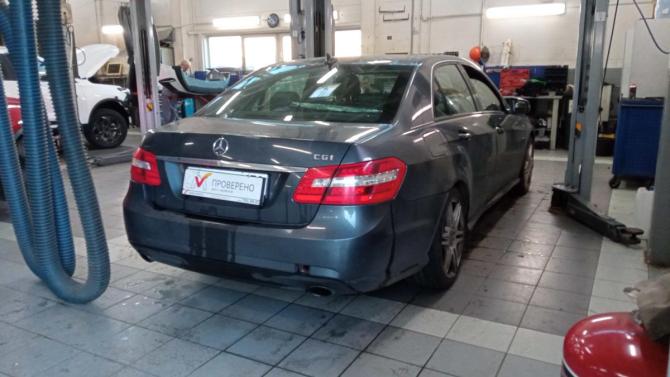 Mercedes-Benz E-Класс IV (W212 S212 C207) с пробегом 2011 года, цена 1 299 000 рублей, 176576 км, седан, Автокод Объявления