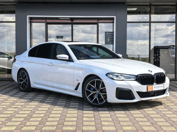 BMW 5 серии VII (G30/G31/G38) Рестайлинг с пробегом 2021 года, цена 4 900 000 рублей, 45496 км, седан, Автокод Объявления