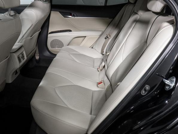 Toyota Camry VIII (XV70) Рестайлинг с пробегом 2021 года, цена 3 499 000 рублей, 69564 км, седан, Автокод Объявления