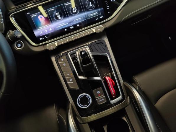 Geely Atlas Pro с пробегом 2023 года, цена 2 285 000 рублей, 30209 км, внедорожник, Автокод Объявления
