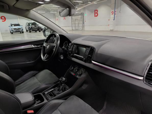Skoda Karoq I с пробегом 2019 года, цена 2 280 000 рублей, 40960 км, внедорожник, Автокод Объявления