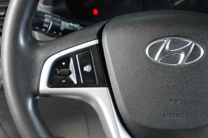 Hyundai Solaris I с пробегом 2013 года, цена 749 000 рублей, 204000 км, седан, Автокод Объявления