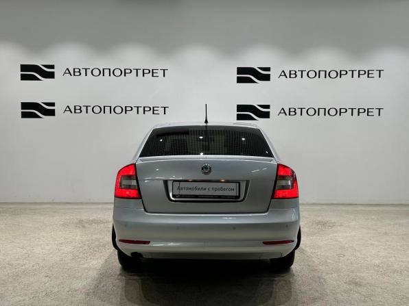 Skoda Octavia II (A5) Рестайлинг с пробегом 2012 года, цена 699 000 рублей, 227898 км, лифтбек, Автокод Объявления