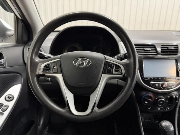 Hyundai Solaris I с пробегом 2013 года, цена 820 000 рублей, 148264 км, седан, Автокод Объявления