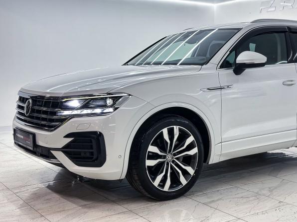 Volkswagen Touareg III с пробегом 2018 года, цена 5 350 000 рублей, 111049 км, внедорожник, Автокод Объявления