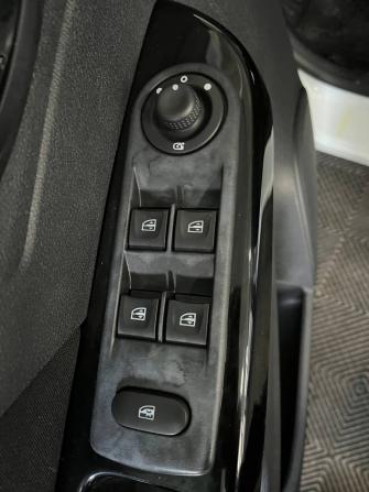 Renault Kaptur I с пробегом 2017 года, цена 1 020 000 рублей, 175000 км, внедорожник, Автокод Объявления