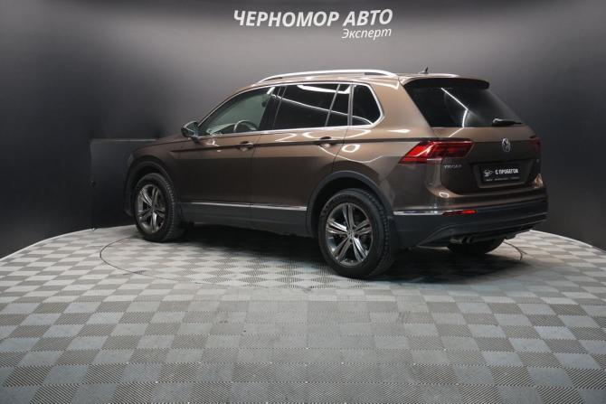 Volkswagen Tiguan II с пробегом 2019 года, цена 2 270 000 рублей, 107046 км, внедорожник, Автокод Объявления