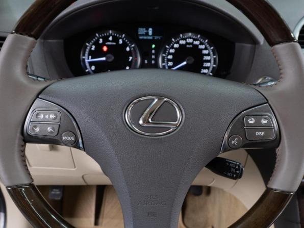 Lexus ES V Рестайлинг с пробегом 2011 года, цена 1 420 000 рублей, 229036 км, седан, Автокод Объявления