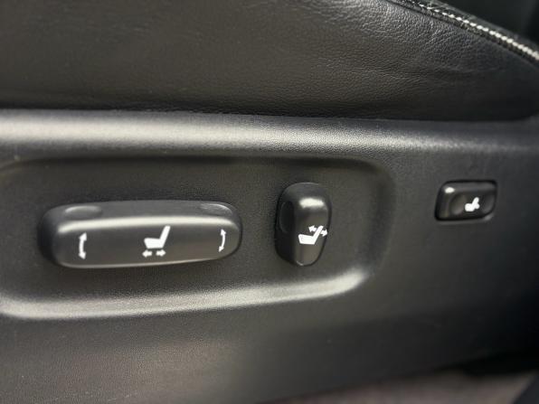 Toyota Land Cruiser 200 Series с пробегом 2011 года, цена 3 359 900 рублей, 218118 км, внедорожник, Автокод Объявления