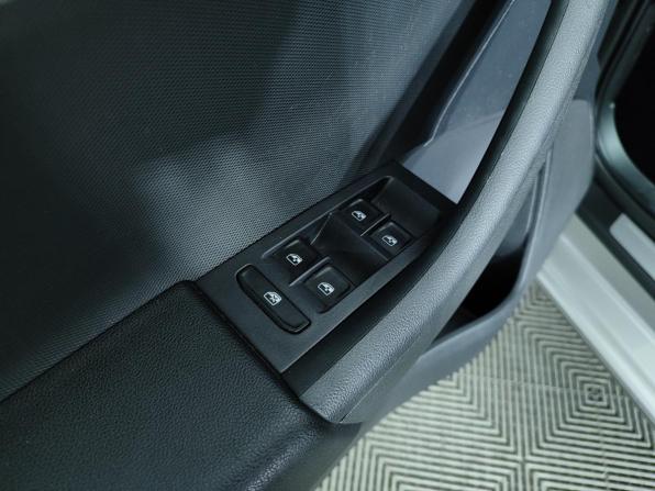 Skoda Rapid II с пробегом 2021 года, цена 1 365 000 рублей, 68482 км, лифтбек, Автокод Объявления