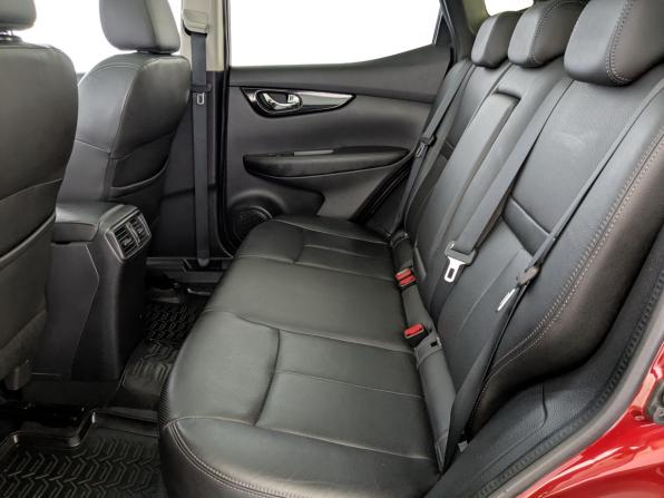 Nissan Qashqai II с пробегом 2016 года, цена 1 750 000 рублей, 143502 км, внедорожник, Автокод Объявления