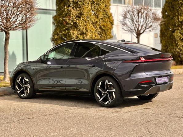 Rising Auto R7 с пробегом 2022 года, цена 3 420 000 рублей, 14500 км, внедорожник, Автокод Объявления
