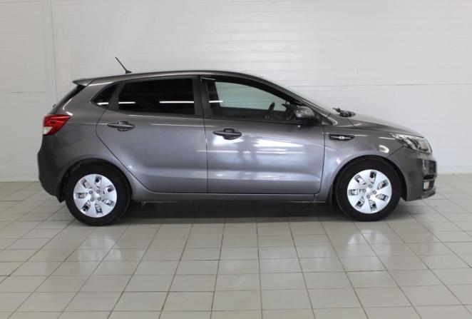 Kia Rio III Рестайлинг с пробегом 2015 года, цена 1 050 000 рублей, 72656 км, хэтчбек, Автокод Объявления