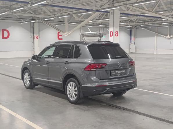 Volkswagen Tiguan II Рестайлинг с пробегом 2021 года, цена 2 599 000 рублей, 86038 км, внедорожник, Автокод Объявления