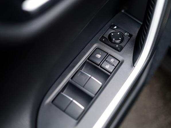 Toyota RAV4 V (XA50) с пробегом 2021 года, цена 3 099 000 рублей, 167446 км, внедорожник, Автокод Объявления