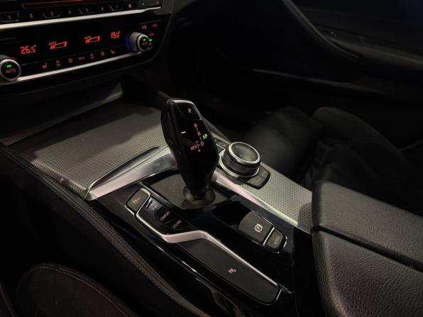 BMW 5 серии VII (G30/G31/G38) с пробегом 2019 года, цена 3 464 000 рублей, 151640 км, седан, Автокод Объявления