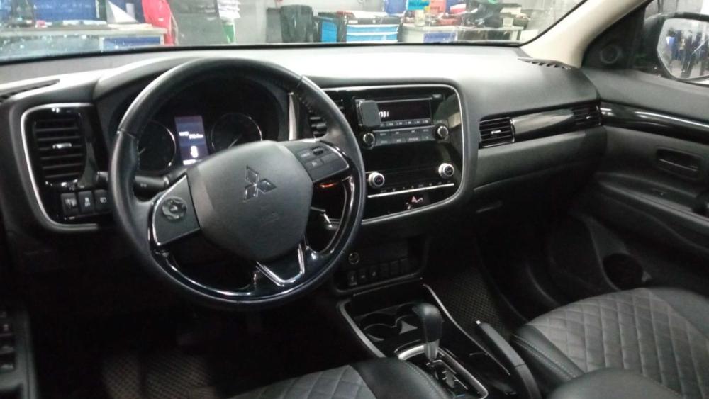 Mitsubishi Outlander III Рестайлинг 3 Санкт-Петербург  - изображение 5