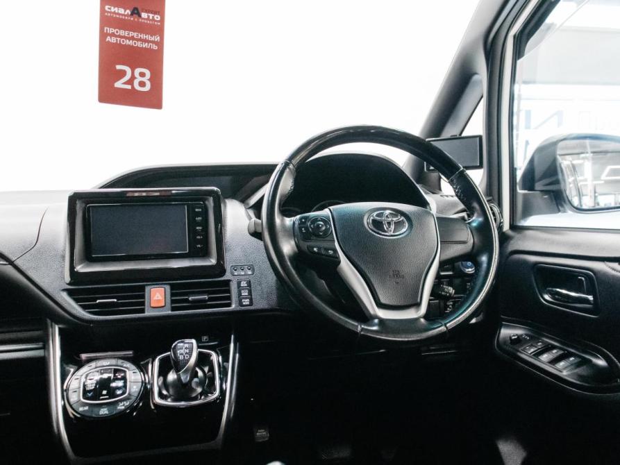 Toyota Esquire I Красноярск  - изображение 15