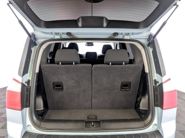 Chevrolet Orlando I с пробегом 2012 года, цена 990 000 рублей, 219107 км, компактвэн, Автокод Объявления
