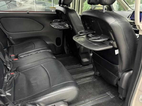 Nissan Serena V (C27) с пробегом 2016 года, цена 1 499 000 рублей, 211269 км, минивэн, Автокод Объявления