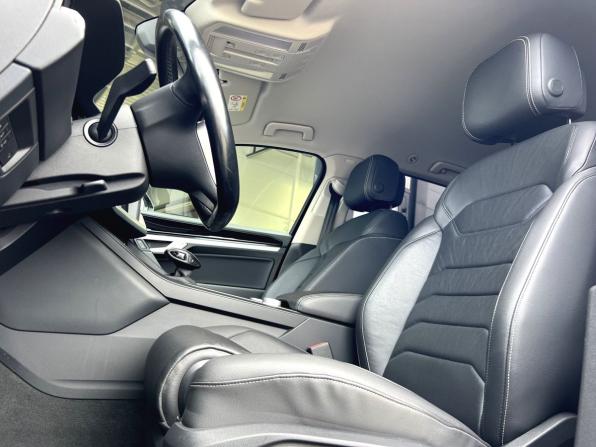 Volkswagen Touareg III с пробегом 2018 года, цена 4 200 000 рублей, 82692 км, внедорожник, Автокод Объявления