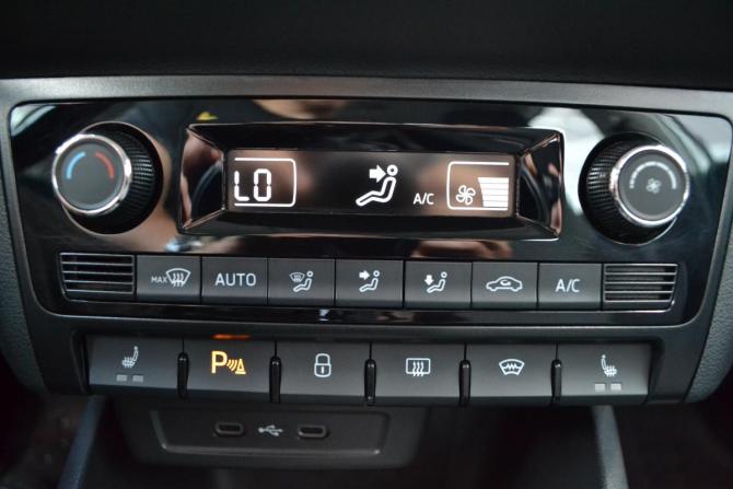 Volkswagen Polo VI с пробегом 2020 года, цена 1 690 000 рублей, 75883 км, лифтбек, Автокод Объявления