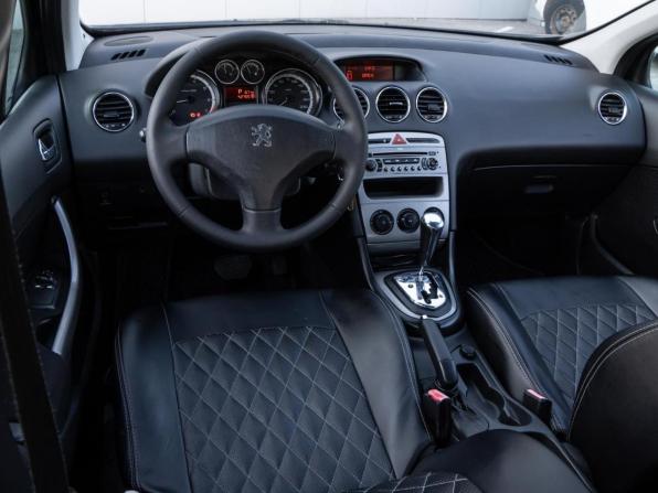 Peugeot 308 I с пробегом 2009 года, цена 359 000 рублей, 275578 км, хэтчбек, Автокод Объявления