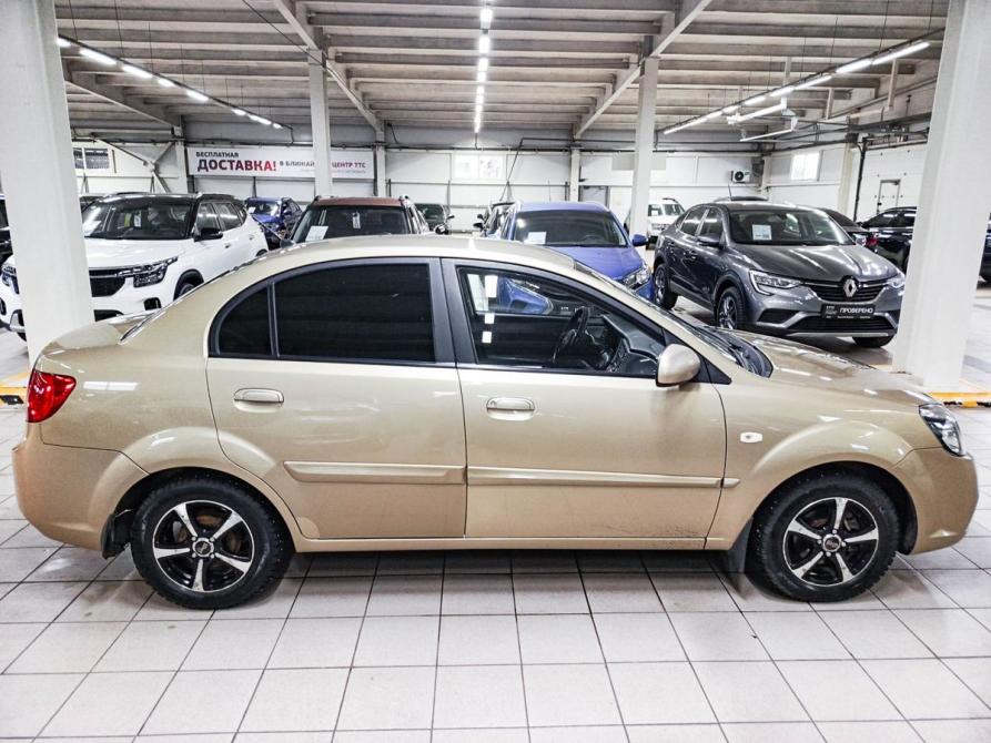 Kia Rio II Рестайлинг Набережные Челны  - изображение 12