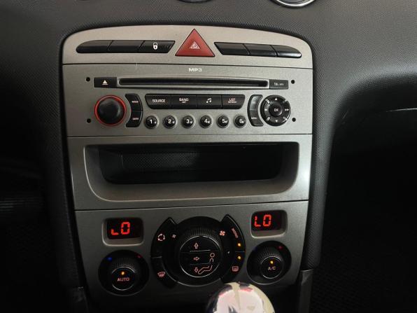 Peugeot 308 I с пробегом 2009 года, цена 384 000 рублей, 190500 км, хэтчбек, Автокод Объявления