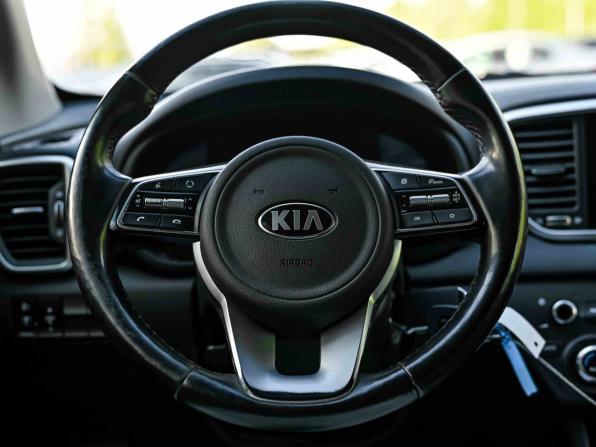 Kia Sportage IV Рестайлинг с пробегом 2019 года, цена 1 578 001 рубль, 149970 км, внедорожник, Автокод Объявления