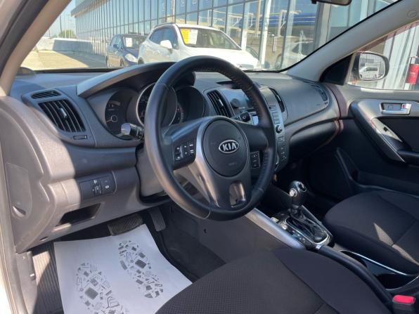 Kia Cerato II с пробегом 2012 года, цена 890 000 рублей, 187600 км, седан, Автокод Объявления