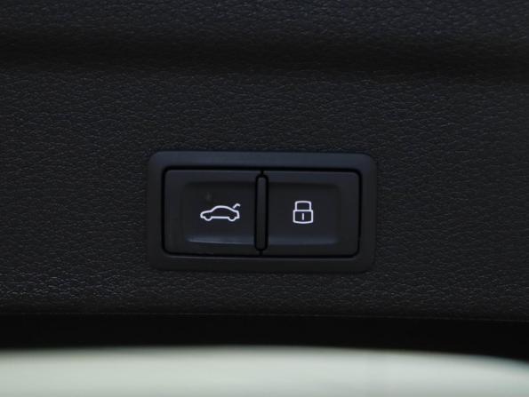 Audi Q3 Sportback II (F3) с пробегом 2022 года, цена 4 998 000 рублей, 11466 км, внедорожник, Автокод Объявления