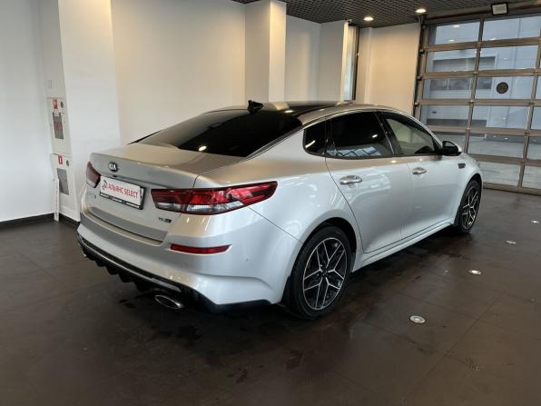 Kia Optima IV Рестайлинг с пробегом 2018 года, цена 2 146 000 рублей, 122630 км, седан, Автокод Объявления