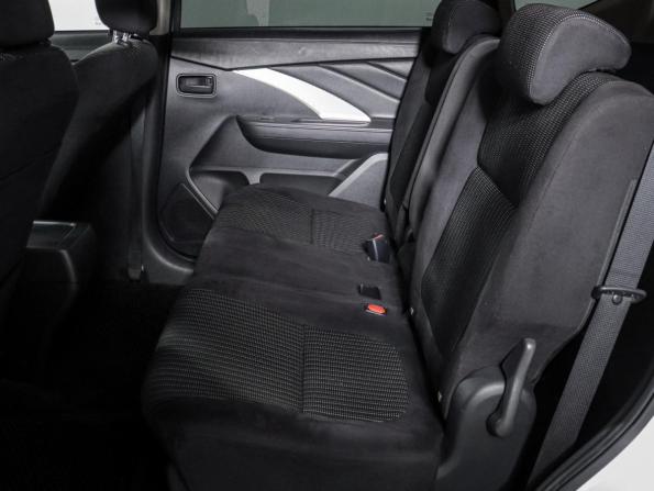 Mitsubishi Xpander I с пробегом 2022 года, цена 2 389 000 рублей, 66000 км, внедорожник, Автокод Объявления