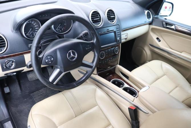 Mercedes-Benz M-Класс II (W164) Рестайлинг с пробегом 2010 года, цена 1 420 000 рублей, 185980 км, внедорожник, Автокод Объявления