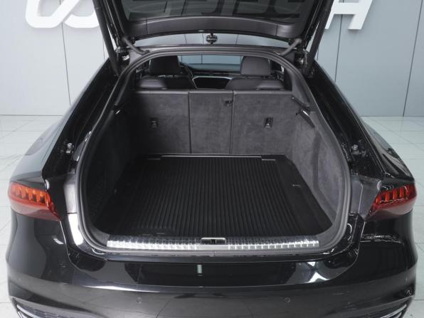 Audi A7 II (4K) с пробегом 2021 года, цена 4 876 000 рублей, 105031 км, лифтбек, Автокод Объявления
