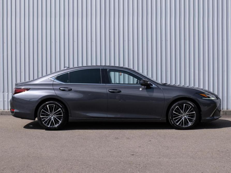 Lexus ES VII Рестайлинг Сочи  - изображение 5