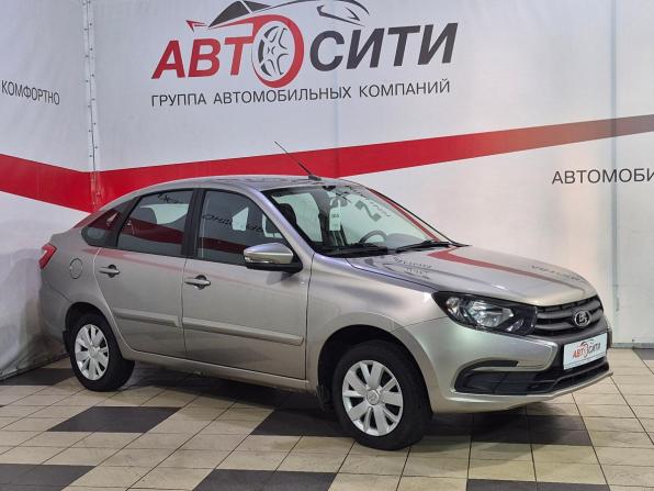 Lada (ВАЗ) Granta I Рестайлинг с пробегом 2021 года, цена 799 000 рублей, 44443 км, хэтчбек, Автокод Объявления