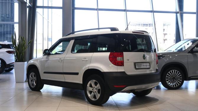 Skoda Yeti I с пробегом 2013 года, цена 729 000 рублей, 236989 км, внедорожник, Автокод Объявления