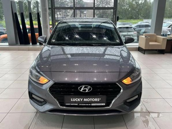 Hyundai Solaris II с пробегом 2018 года, цена 1 095 000 рублей, 116230 км, седан, Автокод Объявления