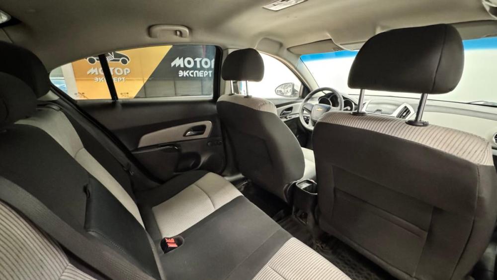 Chevrolet Cruze I Рестайлинг Киров  - изображение 16