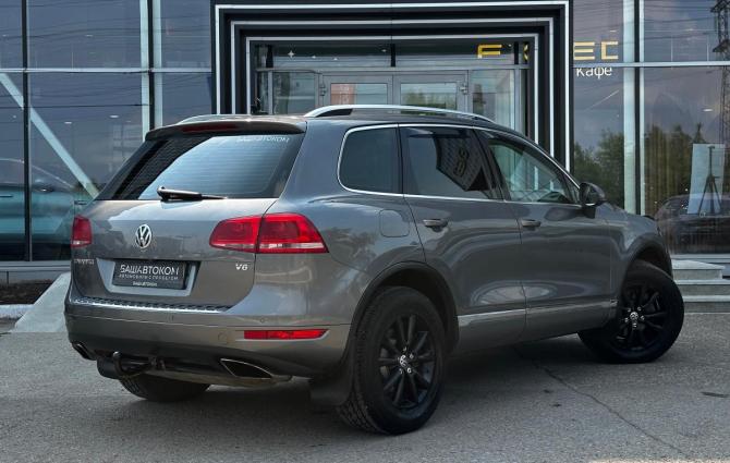 Volkswagen Touareg I Рестайлинг с пробегом 2010 года, цена 1 680 000 рублей, 256418 км, внедорожник, Автокод Объявления