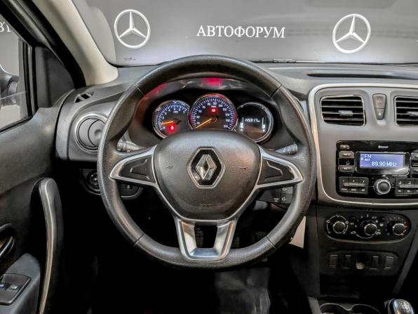 Renault Logan II Рестайлинг с пробегом 2022 года, цена 1 050 000 рублей, 145916 км, седан, Автокод Объявления