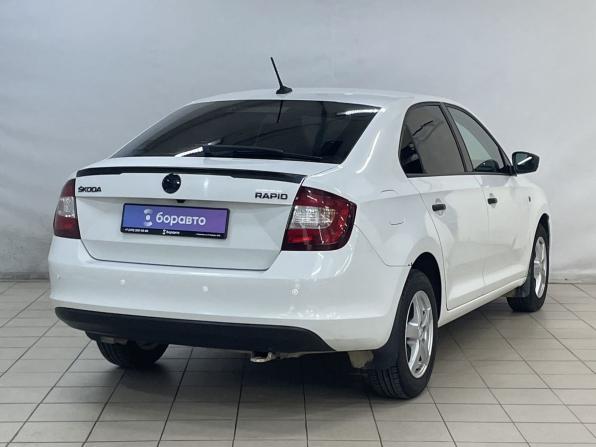 Skoda Rapid I с пробегом 2017 года, цена 960 000 рублей, 151197 км, лифтбек, Автокод Объявления