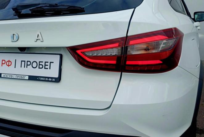 Lada (ВАЗ) Vesta I Рестайлинг (NG) с пробегом 2024 года, цена 1 360 000 рублей, 49474 км, универсал, Автокод Объявления