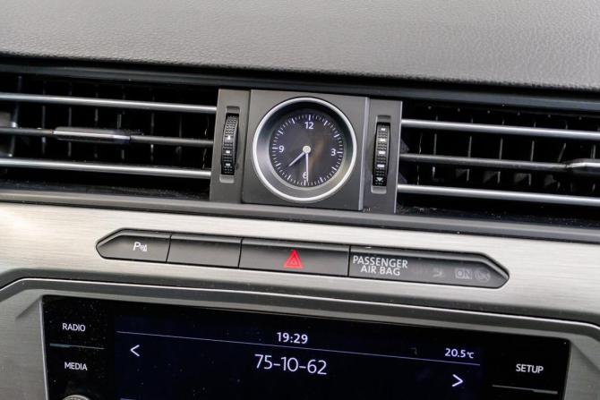 Volkswagen Passat B8 с пробегом 2018 года, цена 1 529 000 рублей, 146890 км, седан, Автокод Объявления