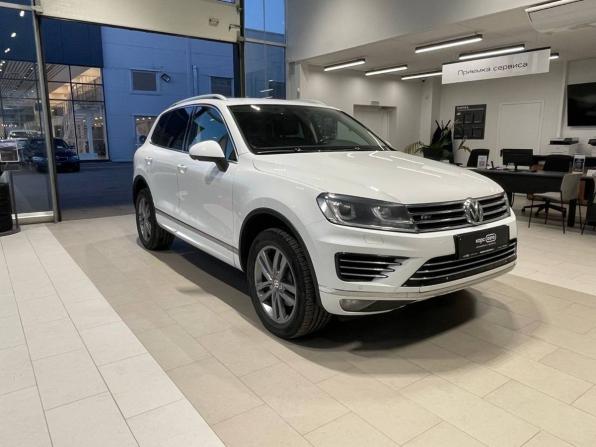 Volkswagen Touareg II Рестайлинг с пробегом 2016 года, цена 2 898 000 рублей, 208790 км, внедорожник, Автокод Объявления