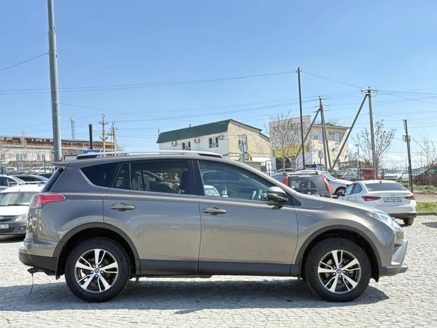 Toyota RAV4 IV (XA40) Рестайлинг Крым  - изображение 4