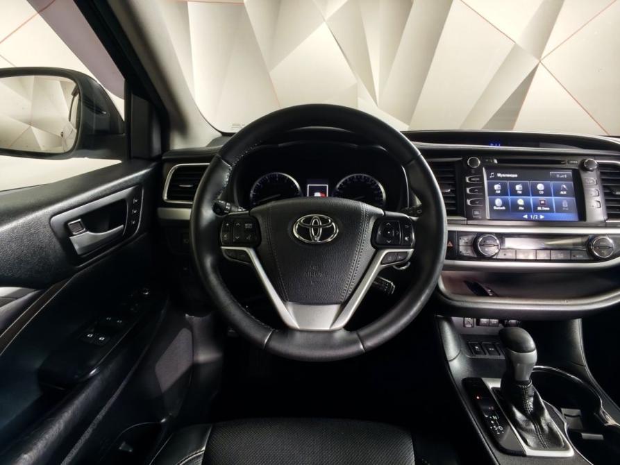 Toyota Highlander III (XU50) Рестайлинг Москва  - изображение 19